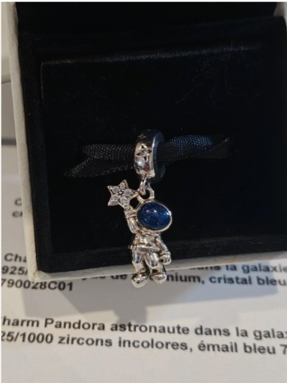 Authentic PANDORA Sterling Silver *RETIRED* Astronaut In The Galaxy 790030C01